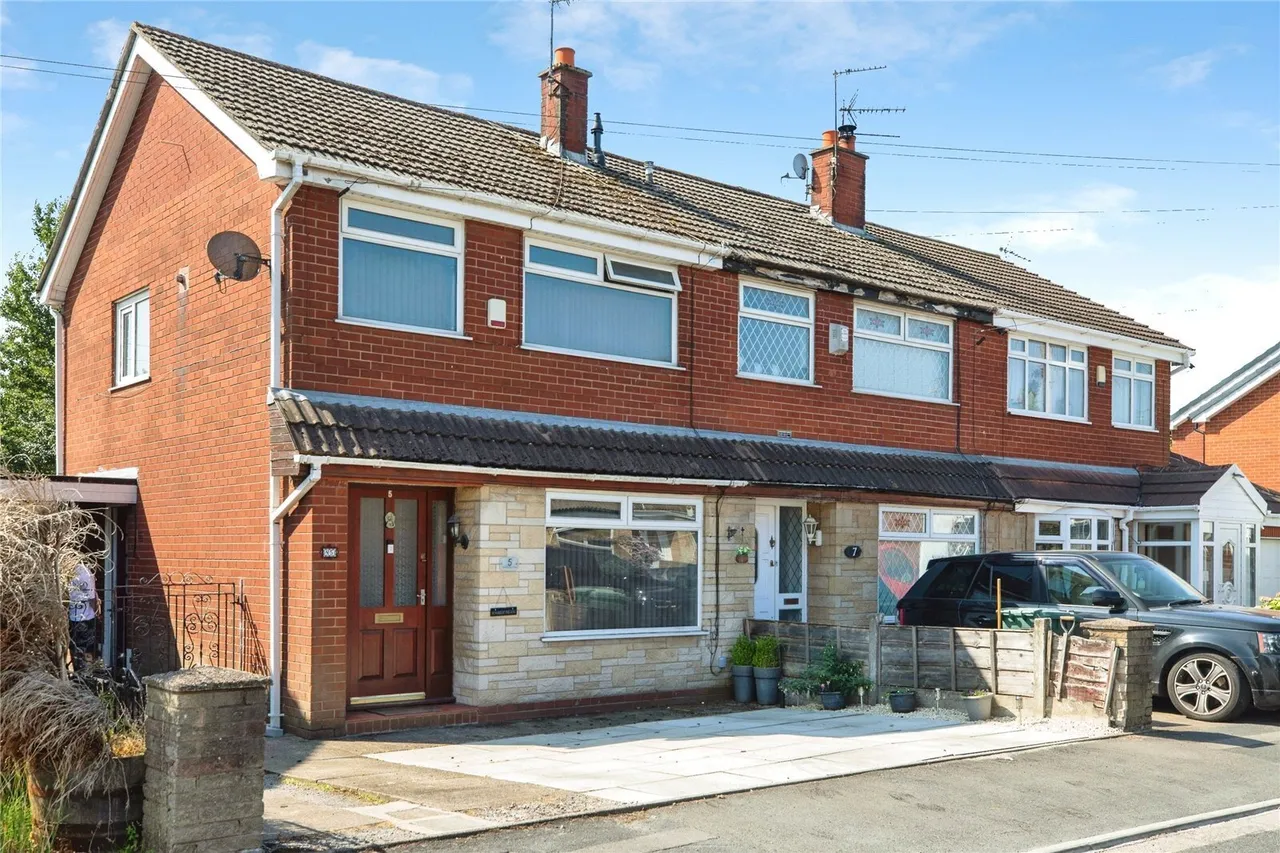 3 bed house for sale, Boothroyden Close, Middleton, M24