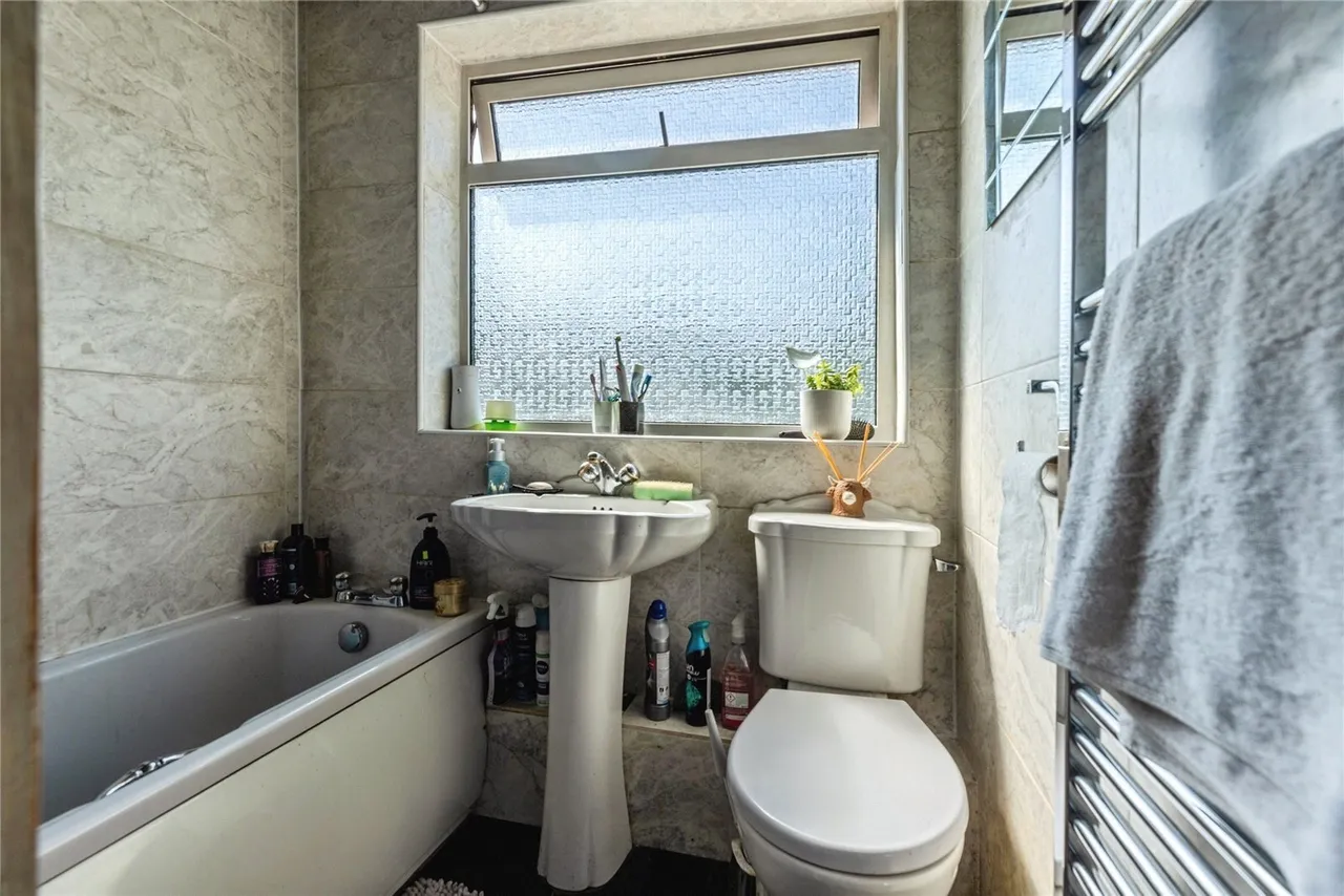 Boothroyden Close, Middleton, M24, photo 16