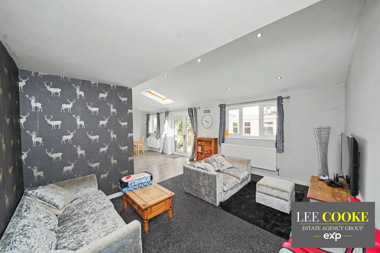 Byron Place, West Chadsmoor, WS11, photo 17