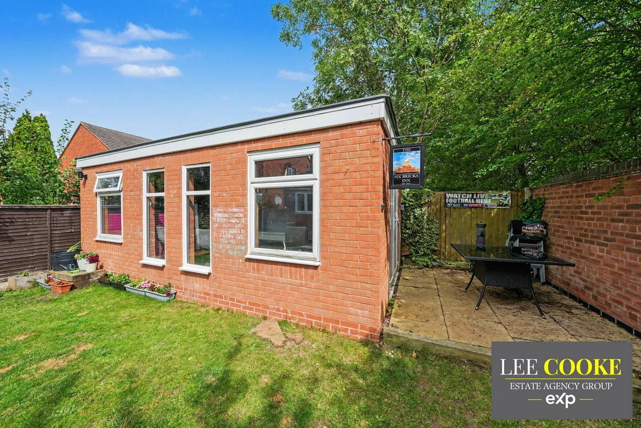 Byron Place, West Chadsmoor, WS11, photo 11