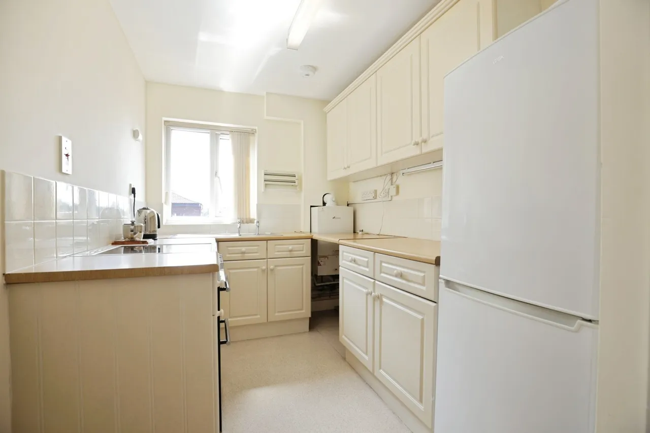 Knights Lane, Tiddington, CV37, photo 6