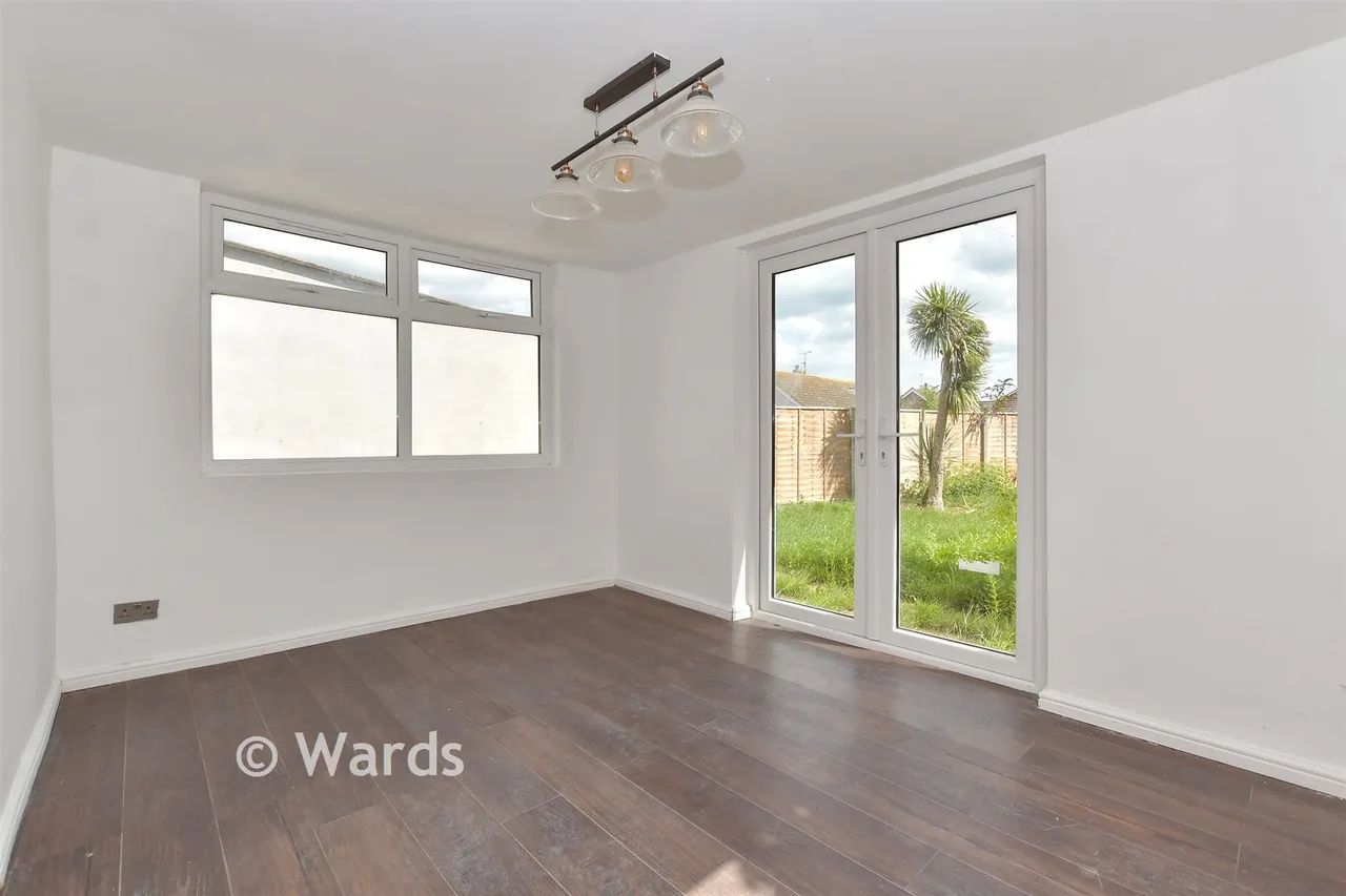 Marsh View, Palmarsh, CT21, photo 11