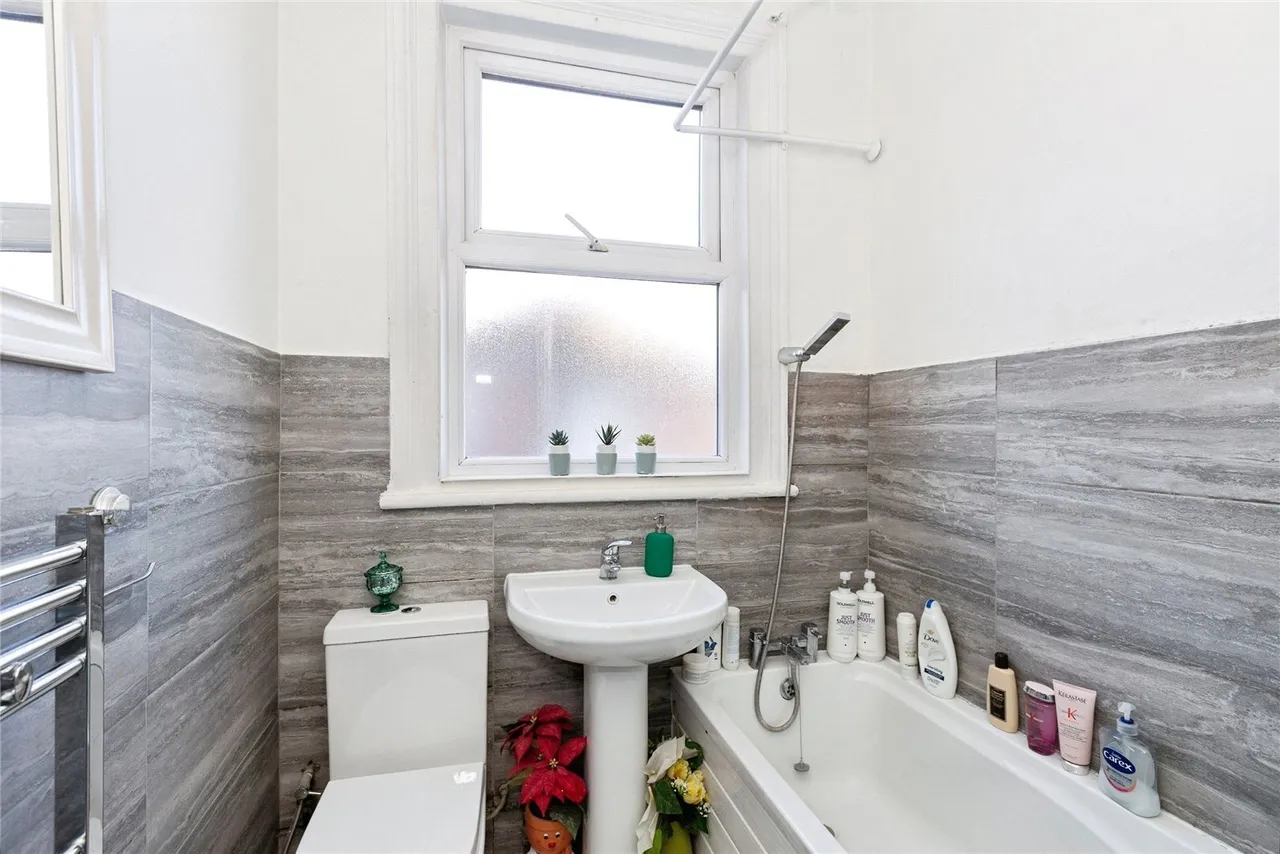 Cranbrook Road, Ilford, IG1, photo 15