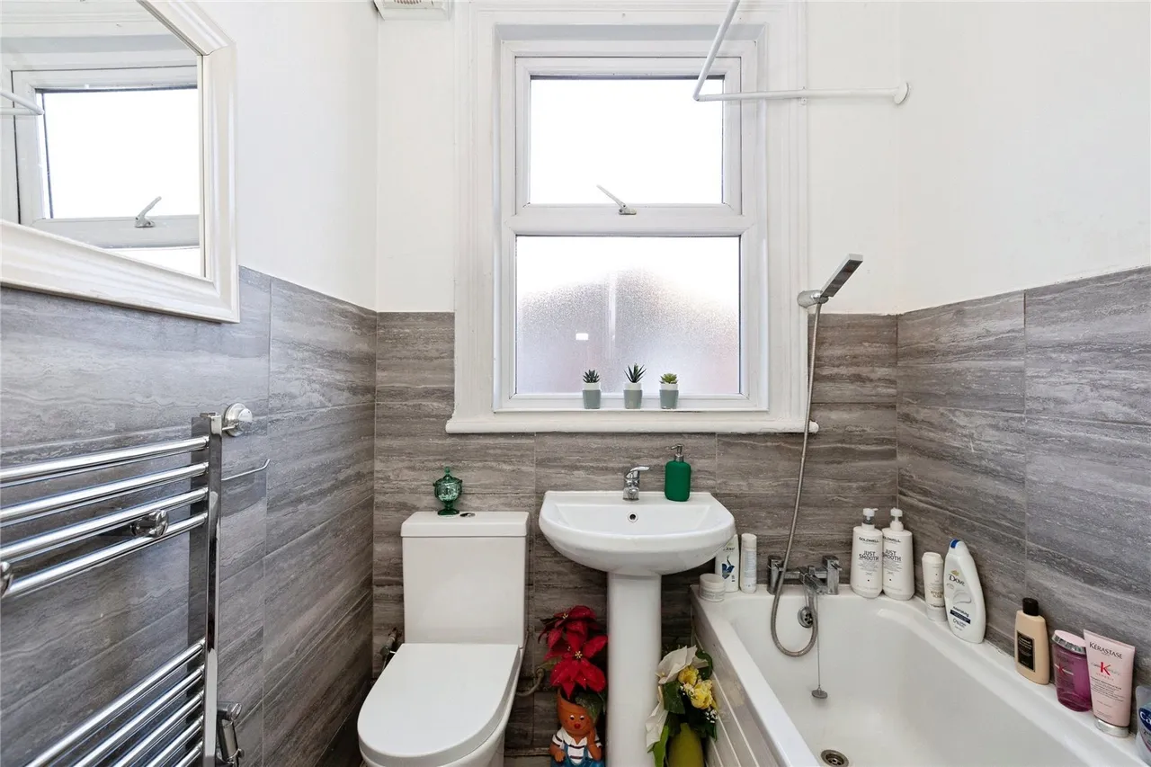 Cranbrook Road, Ilford, IG1, photo 14