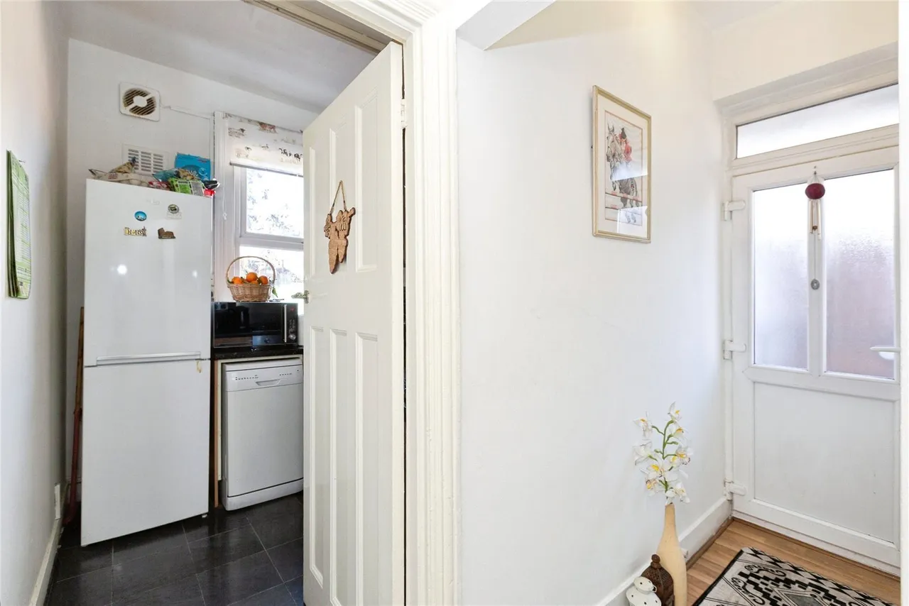 Cranbrook Road, Ilford, IG1, photo 8