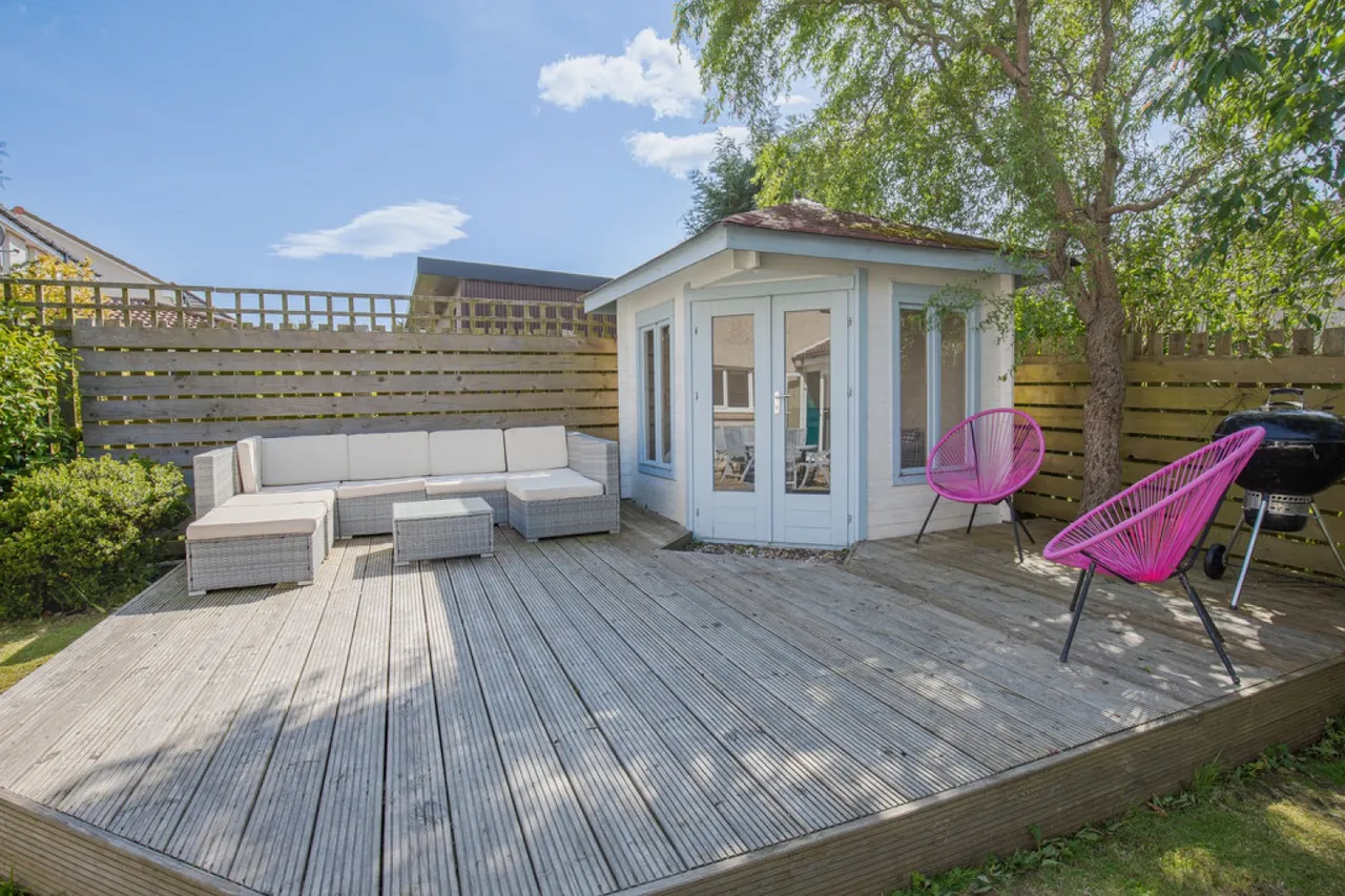 Carnie Place, Elrick, AB32, photo 26