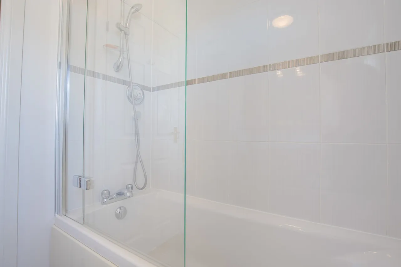 Carnie Place, Elrick, AB32, photo 24