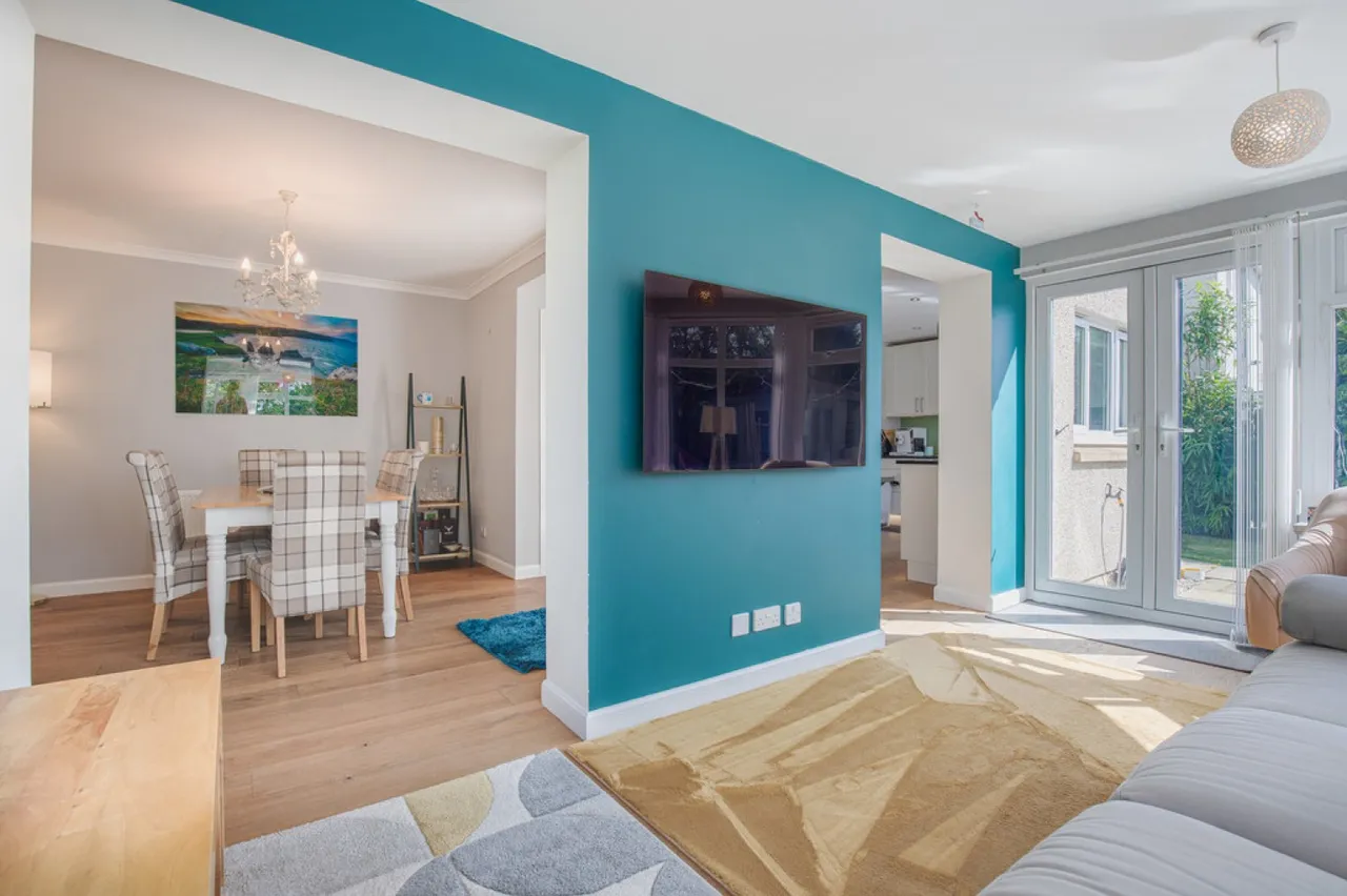 Carnie Place, Elrick, AB32, photo 12