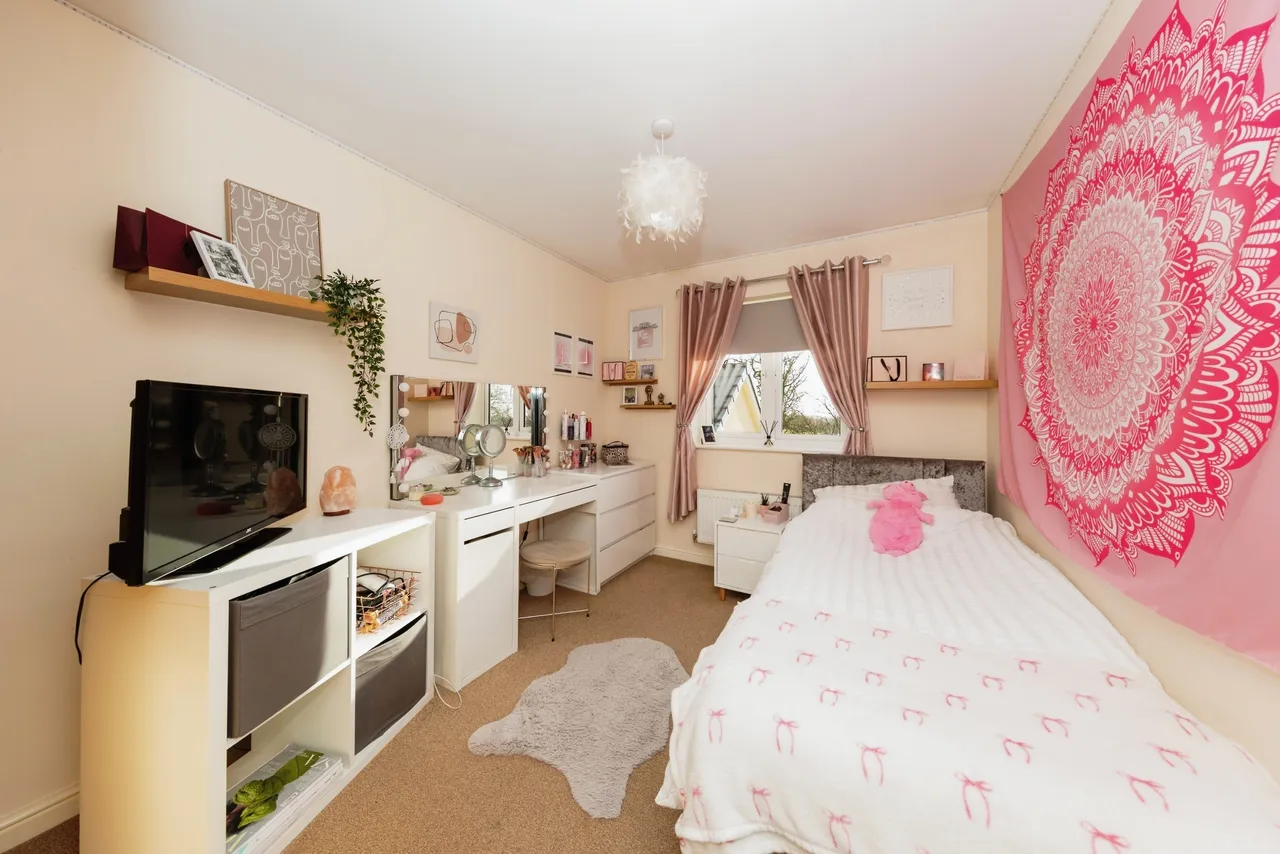 Golwg Y Twr, Mynyddygarreg, SA17, photo 11