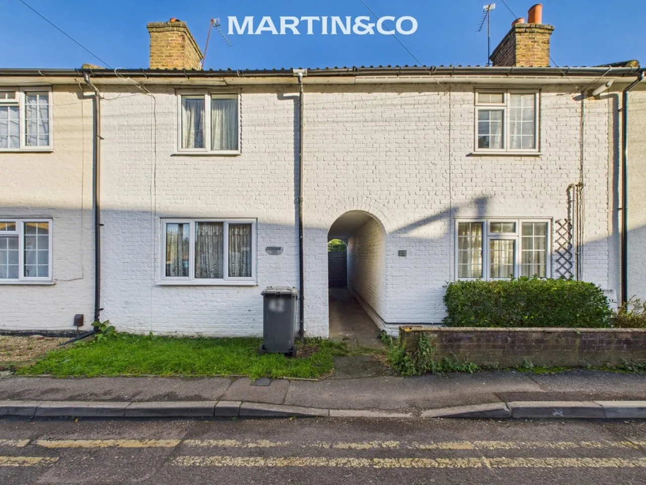 2 bed house for sale — North Street, Egham