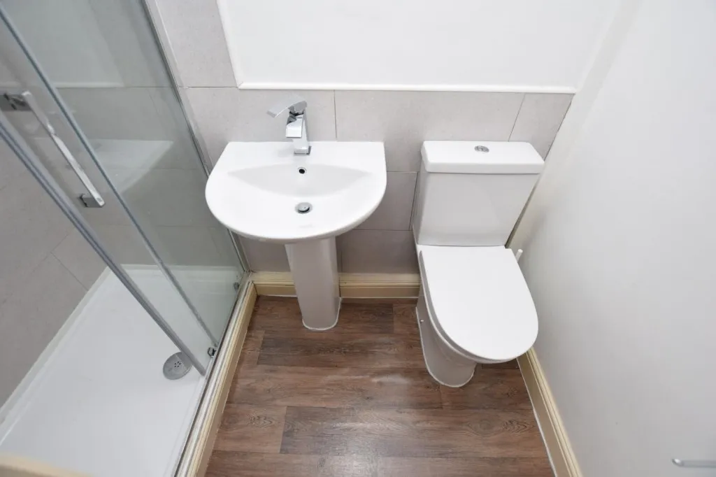 High Bank, Thurlstone, photo 10