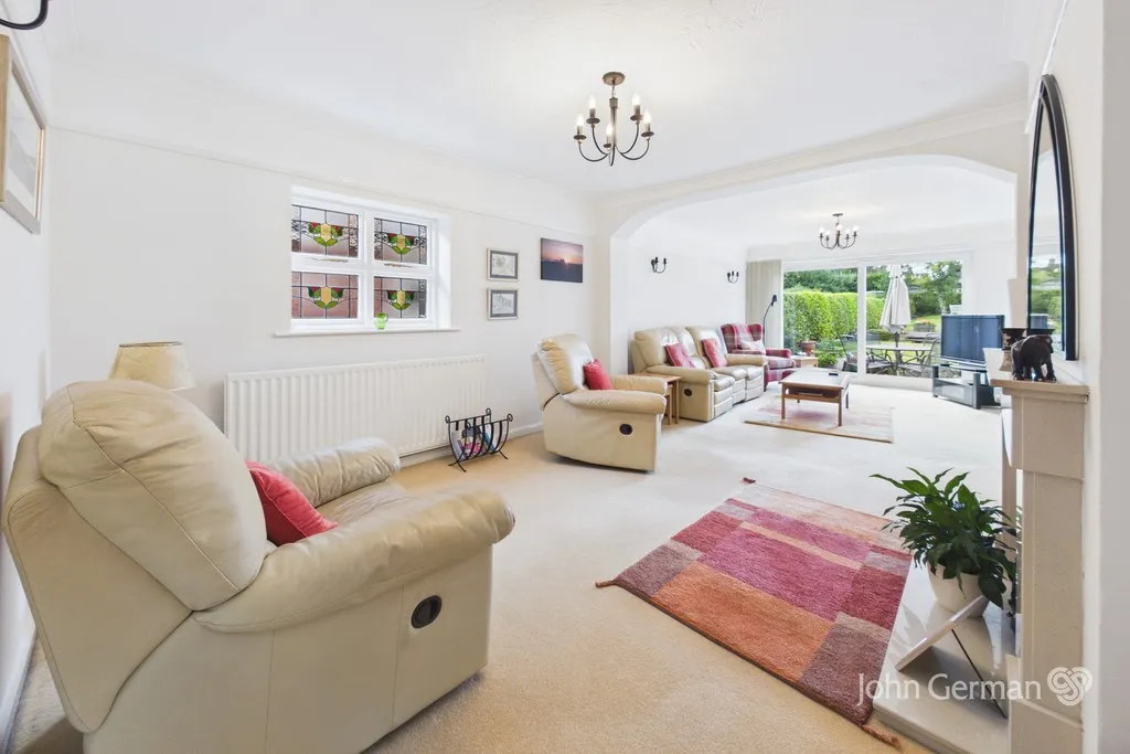 The Village, Walton On The Hill, photo 3