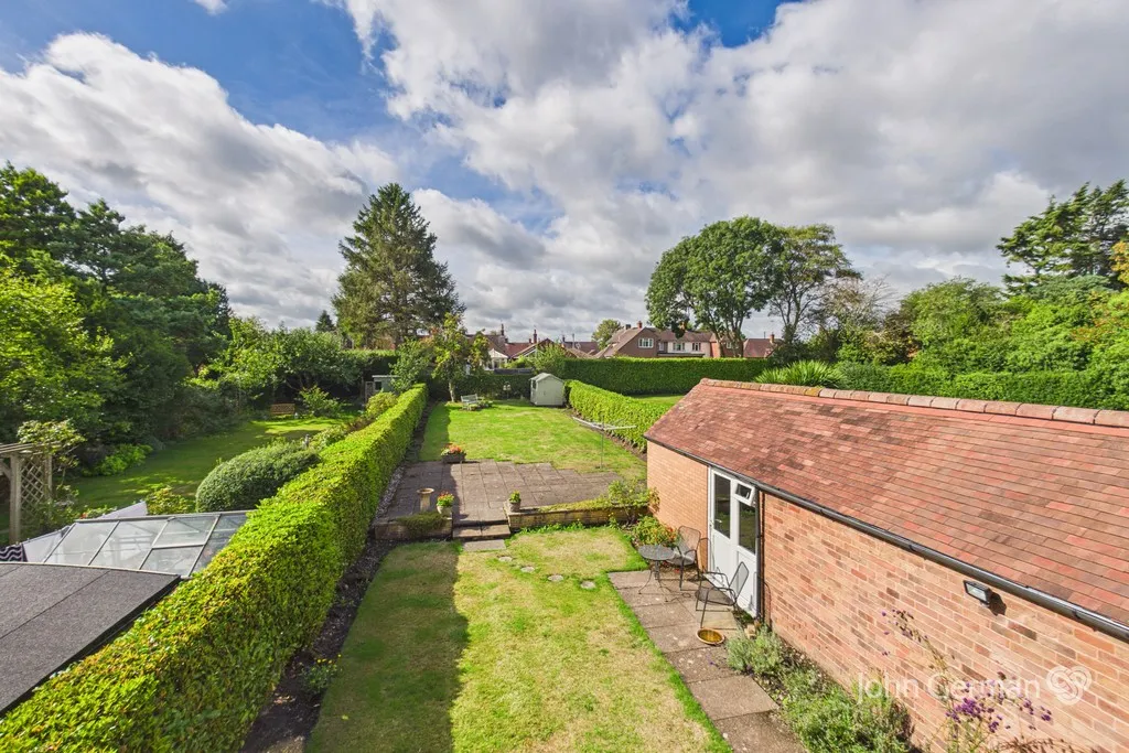 The Village, Walton On The Hill, photo 24