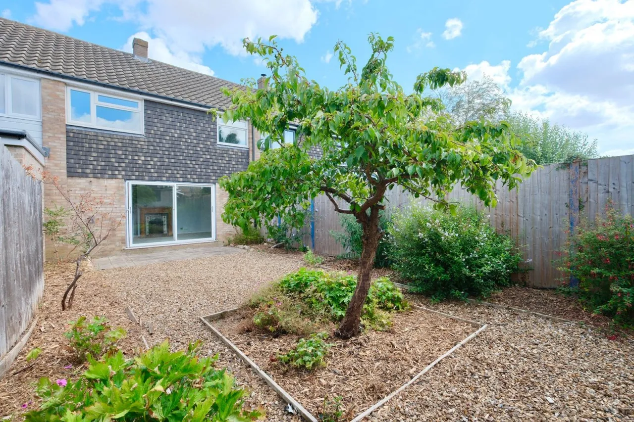 Highfield Avenue, Alconbury Weston, PE28, photo 12