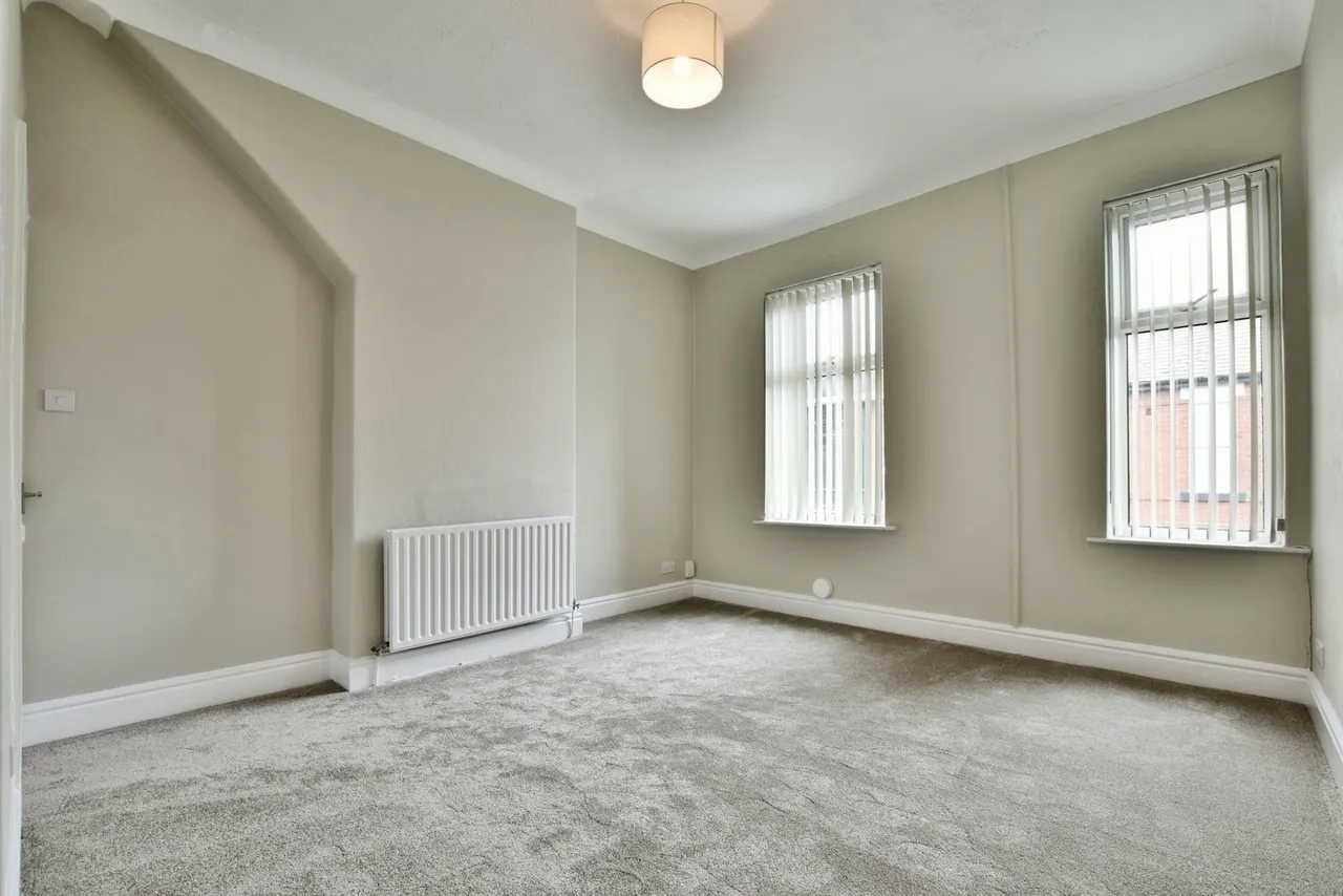 Beaconsfield Road, Altrincham, WA14, photo 9