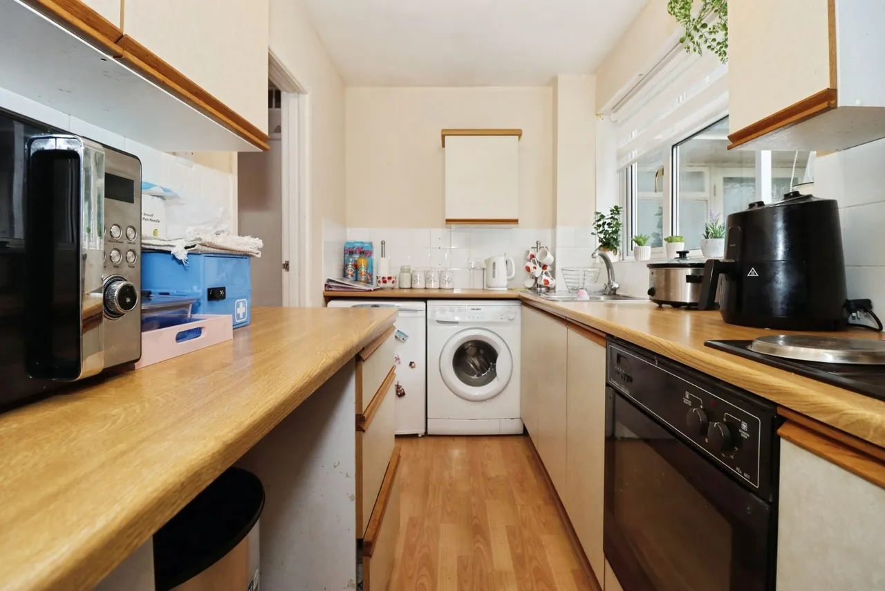 Abbotswood, Yate, Bristol, Gloucestershire, BS37, photo 6