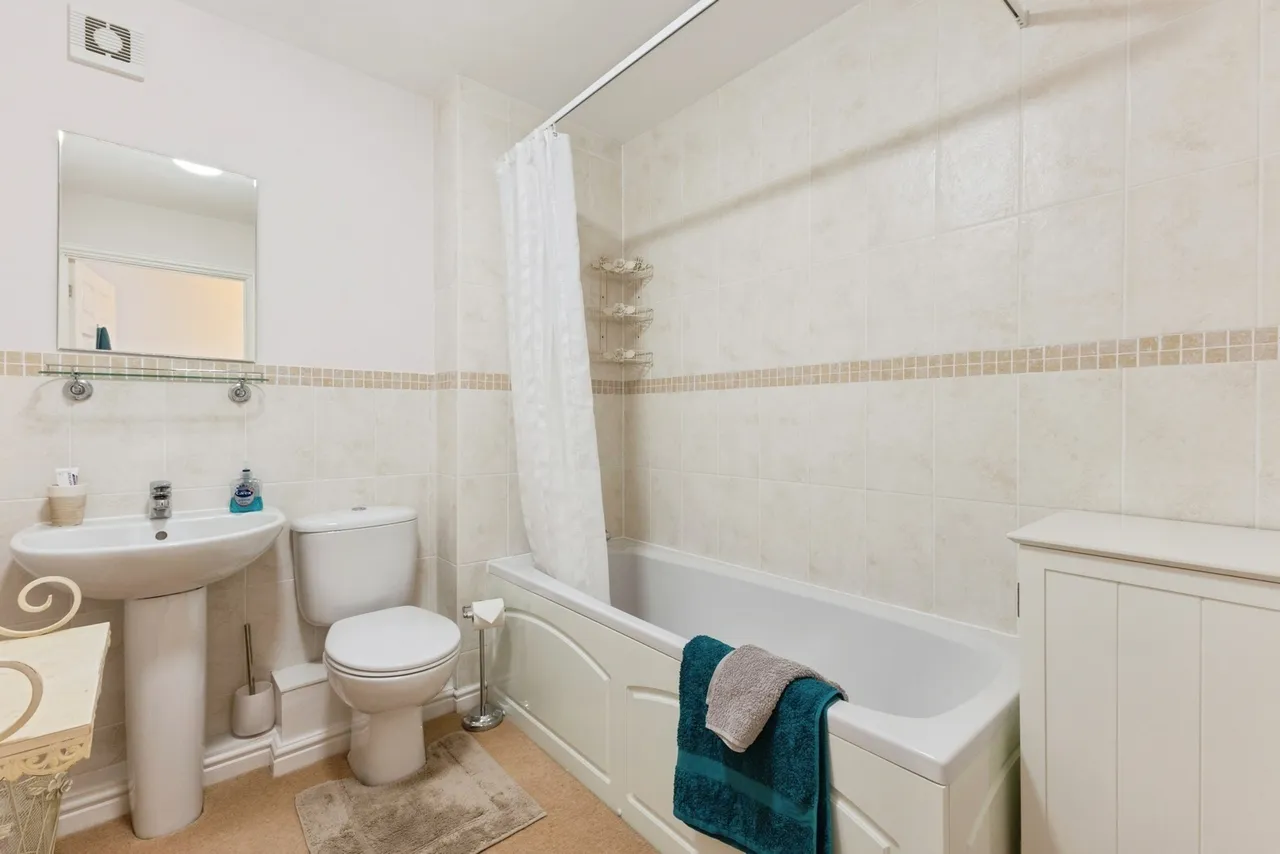Greenland Avenue, Wymondham, Norfolk, NR18, photo 15