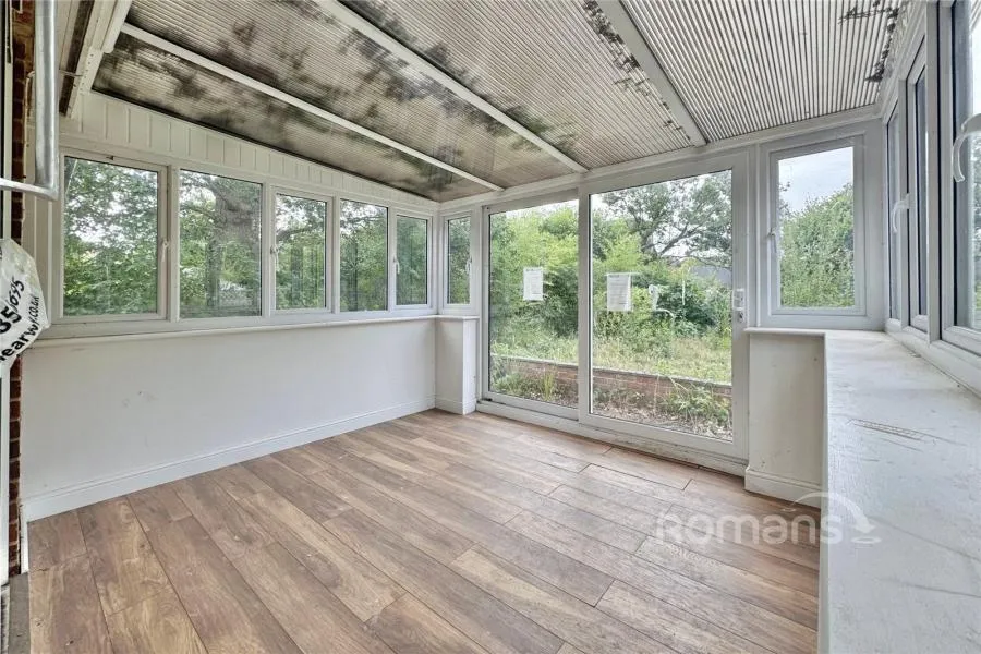 Yorktown Road, College Town, GU47, photo 6
