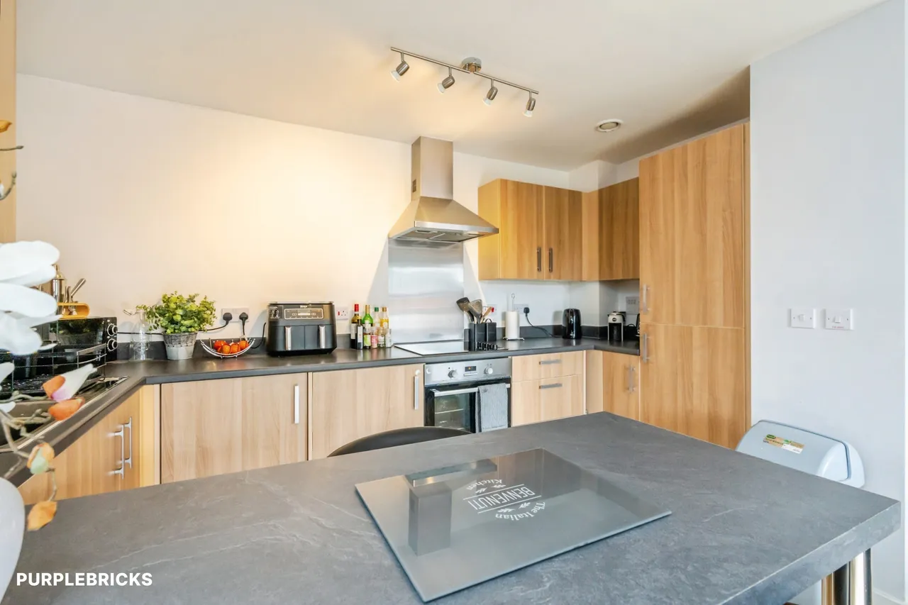 Longley Road, Chichester, PO19, photo 6