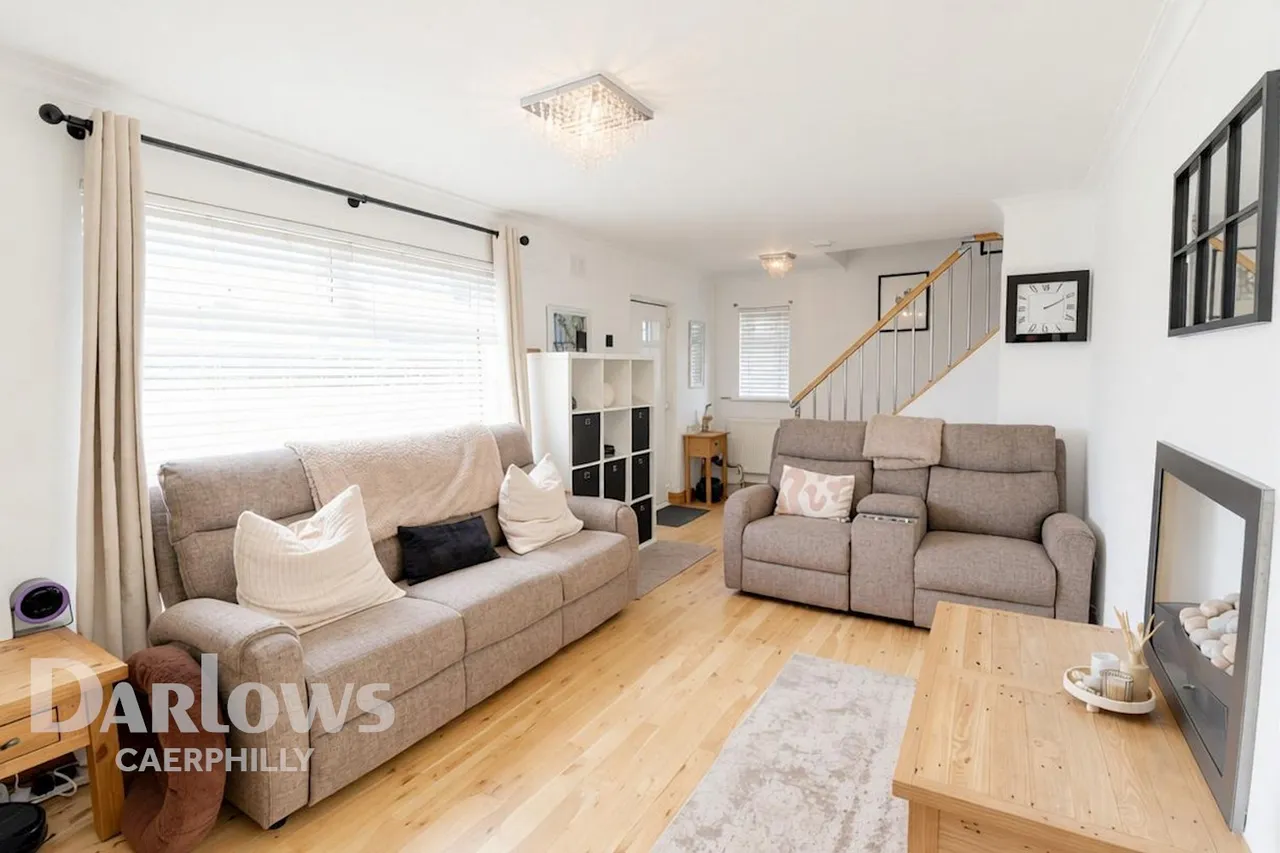 Heol Aneurin, Caerphilly, photo 3