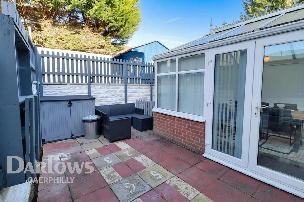 Heol Aneurin, Caerphilly, photo 21