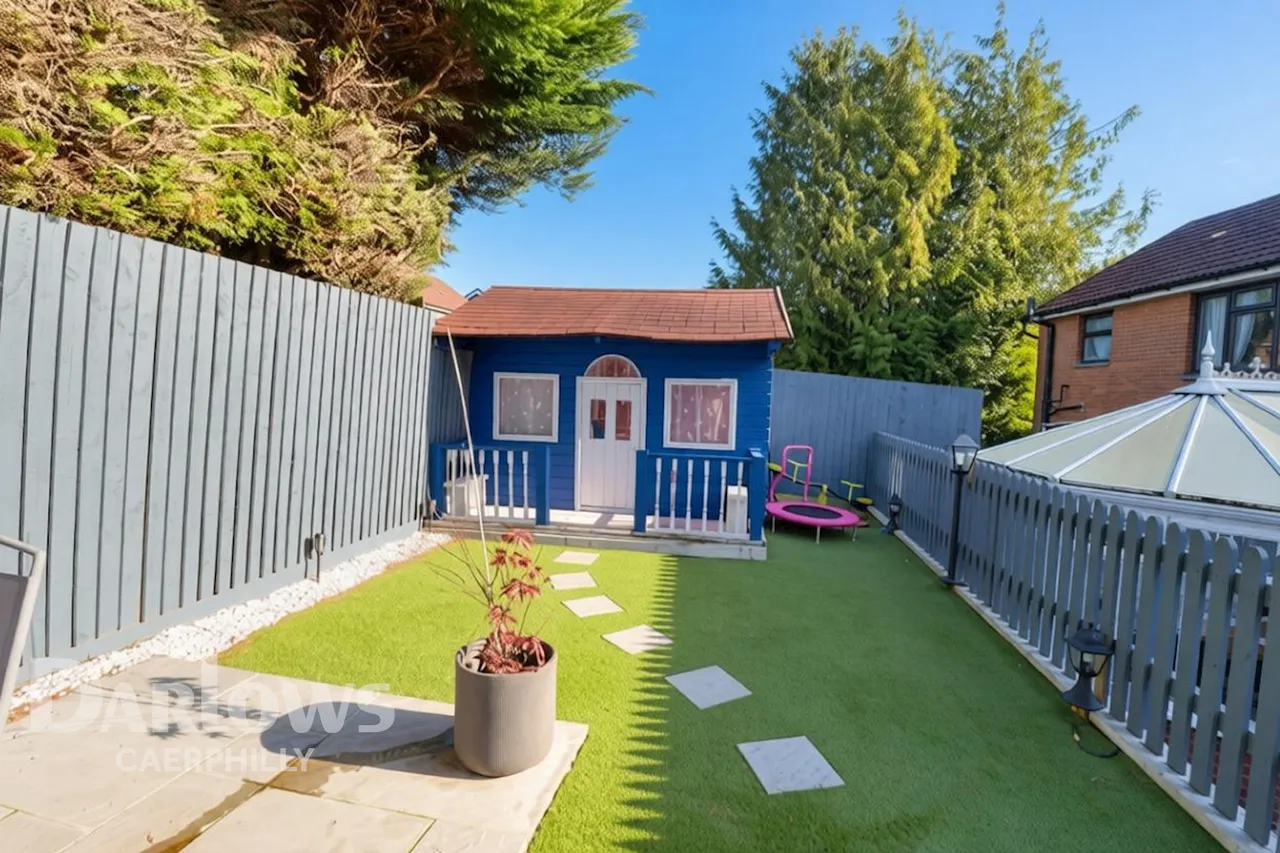 Heol Aneurin, Caerphilly, photo 18
