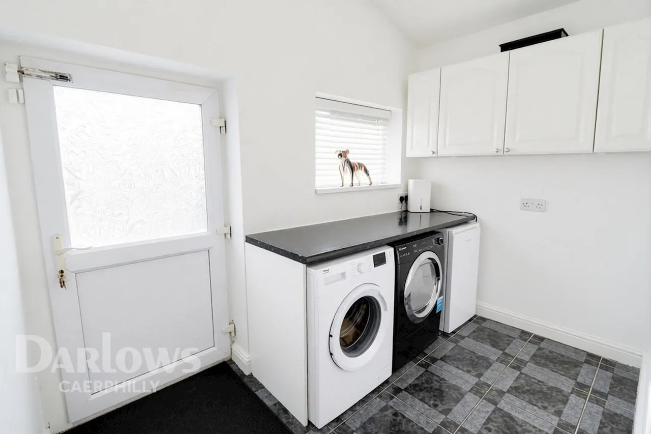 Heol Aneurin, Caerphilly, photo 9