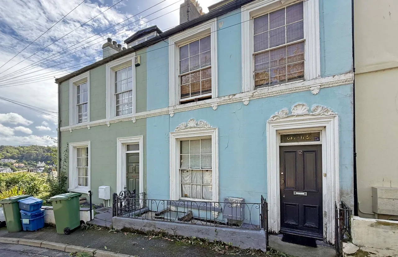 The Crescent, Bangor, LL57, photo 8