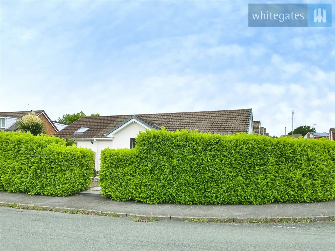 Huntsmans Corner, Borras, LL12, photo 36