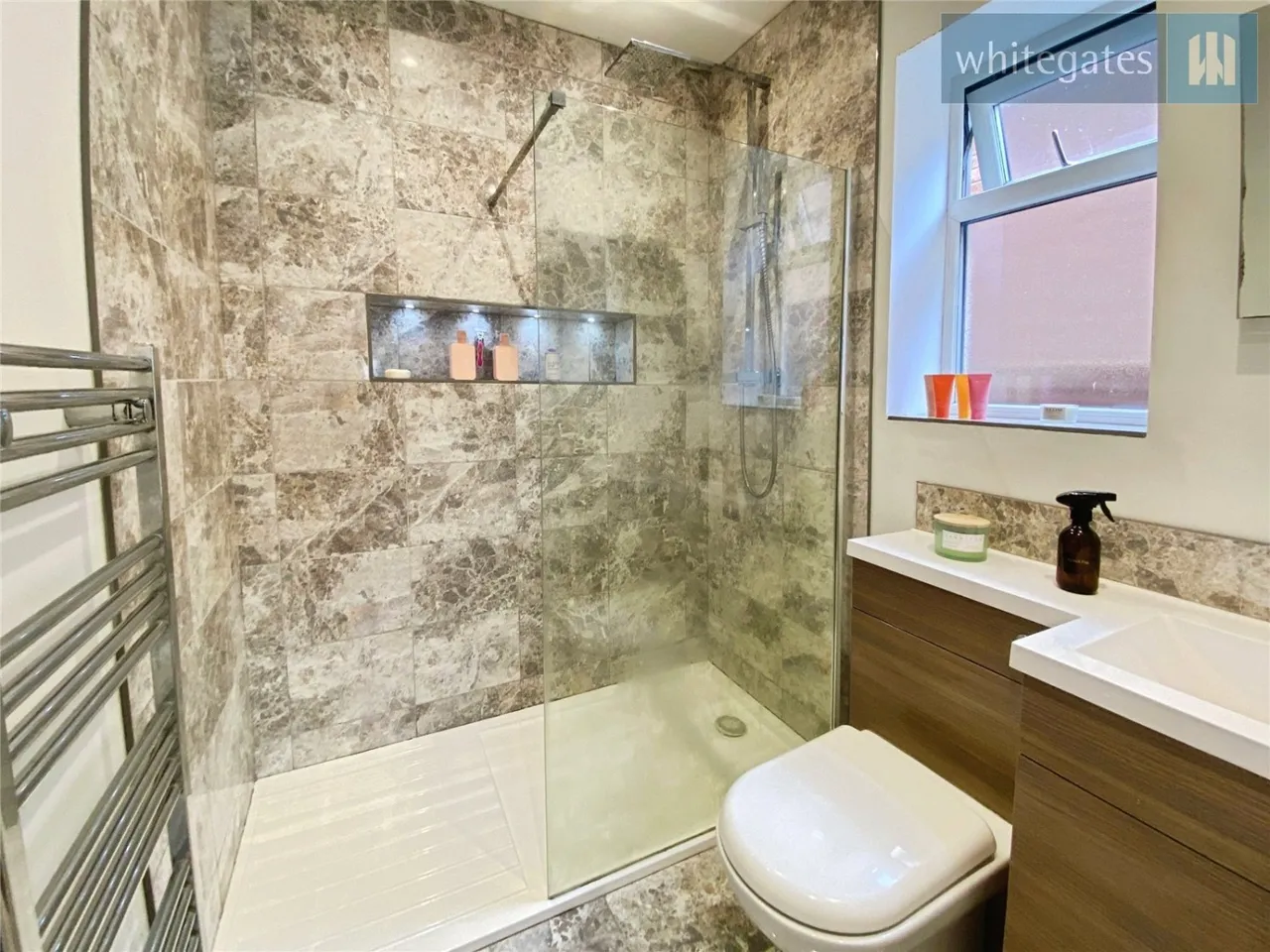 Huntsmans Corner, Borras, LL12, photo 16