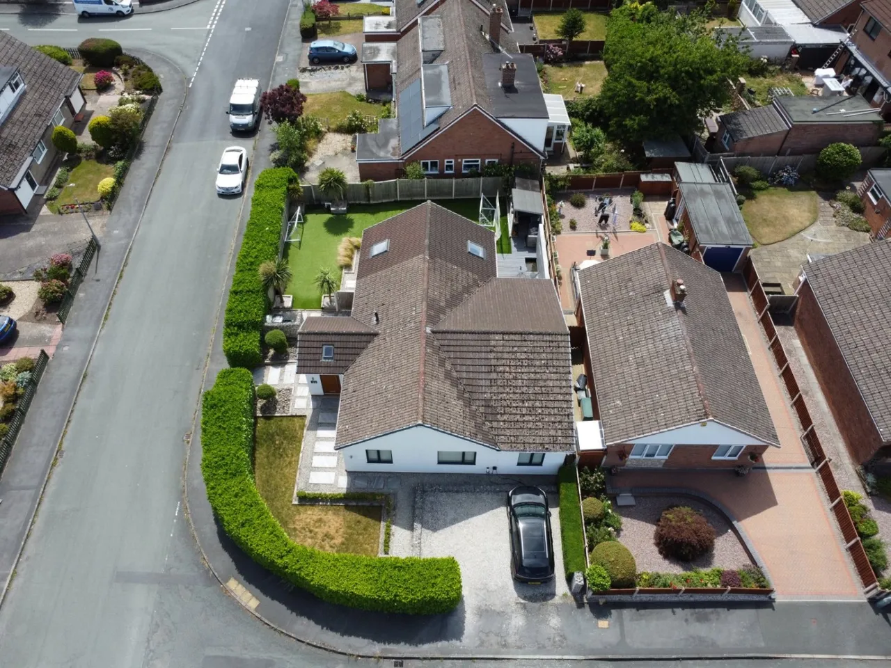 Huntsmans Corner, Borras, LL12, photo 38