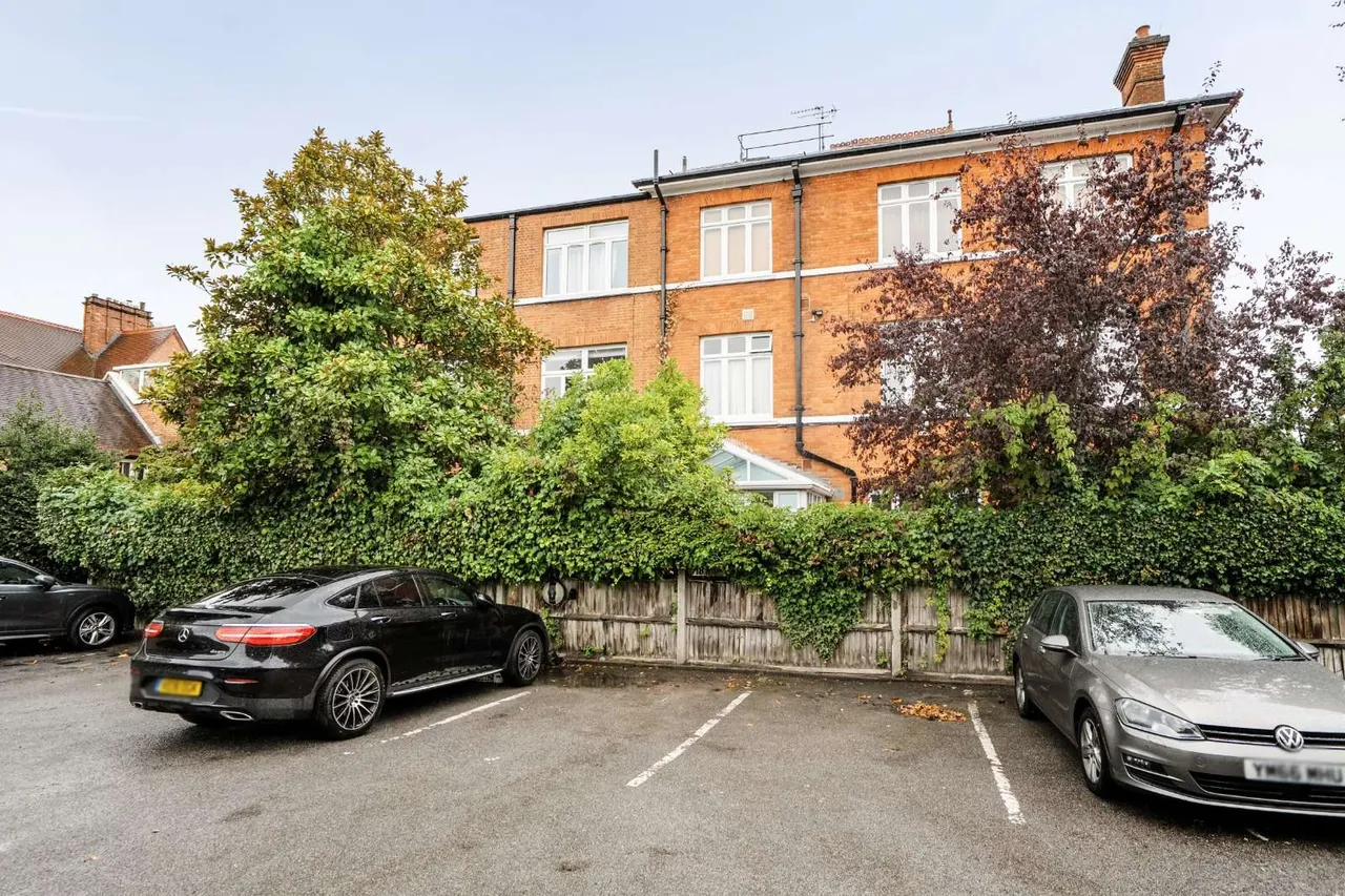 Fitzjohns Avenue, London, NW3, photo 16