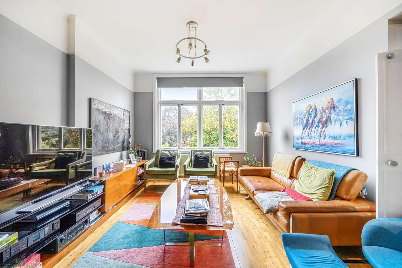 Fitzjohns Avenue, London, NW3, photo 14