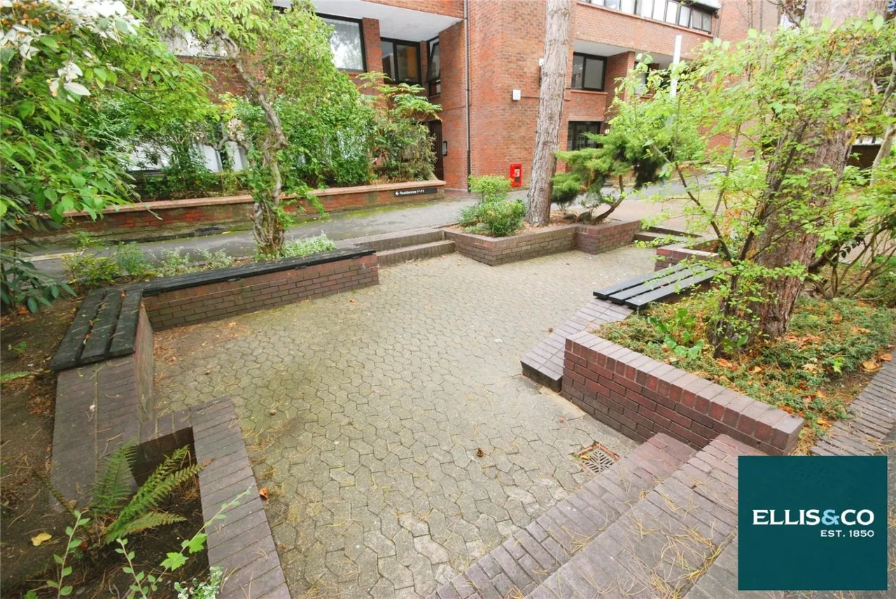 Chandos Way, Golders Green, NW11, photo 3