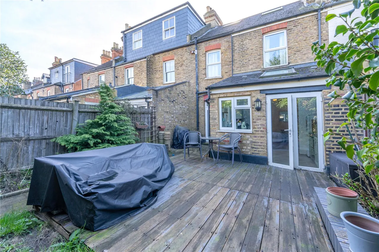Royal Road, Teddington, TW11 0SB, photo 2