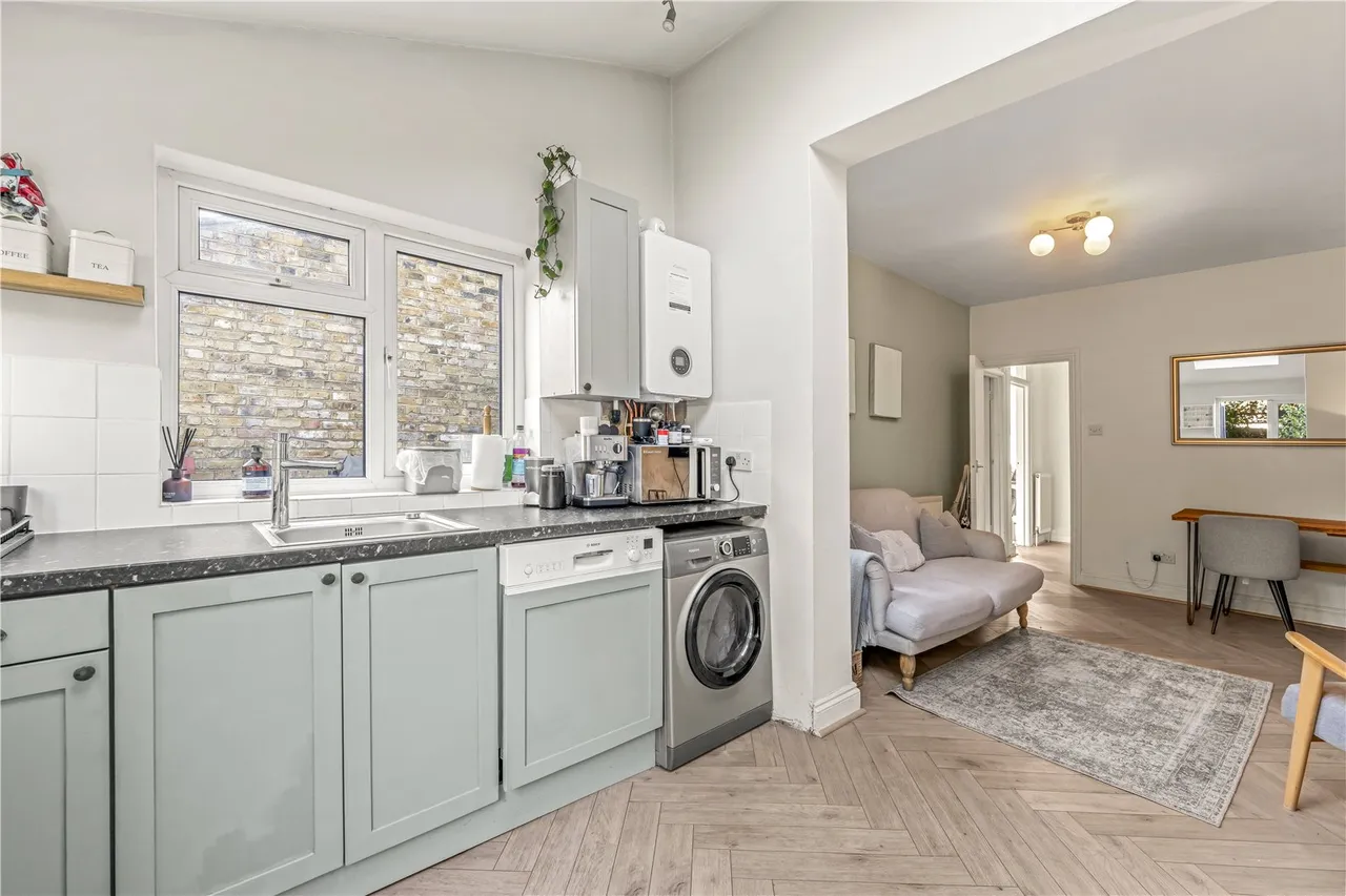 Royal Road, Teddington, TW11 0SB, photo 4