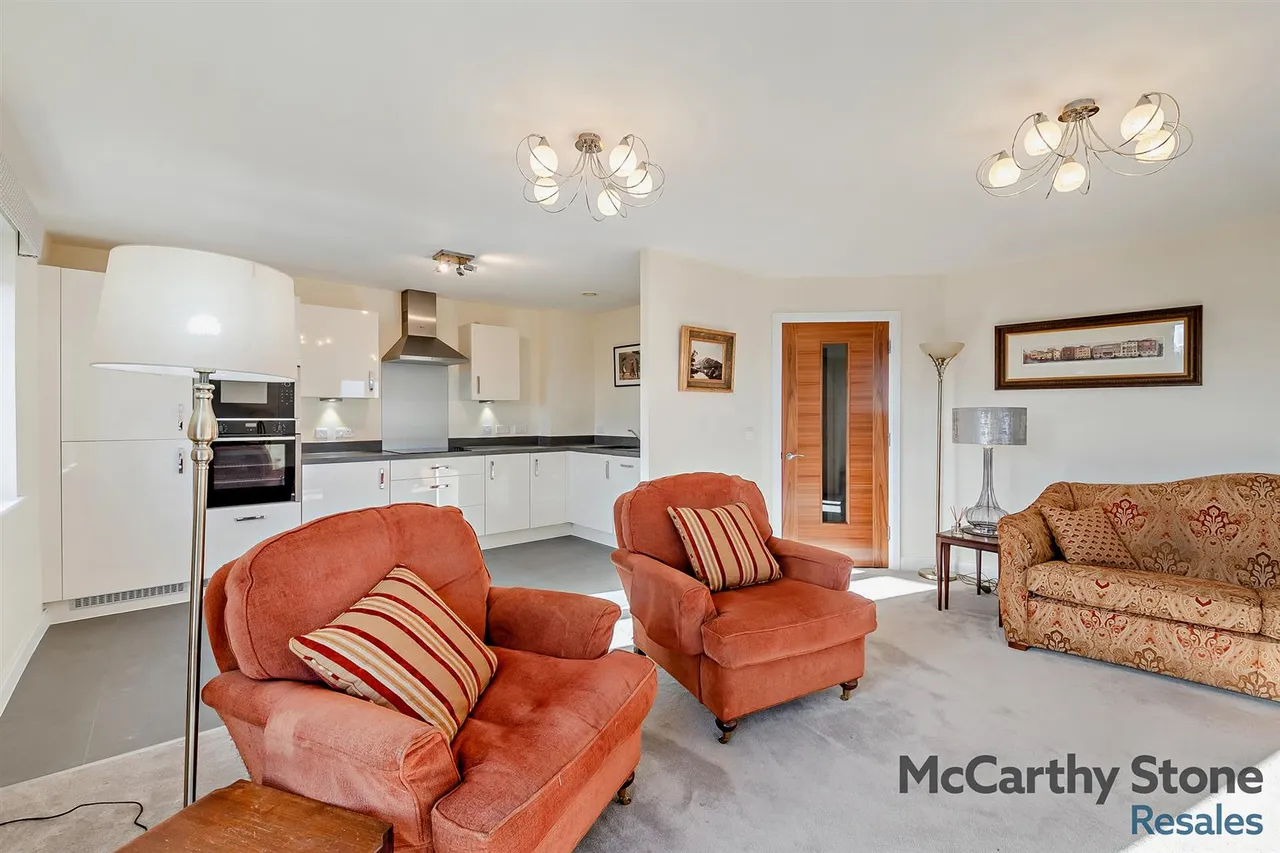 Molescroft Road, Beverley, HU17, photo 13