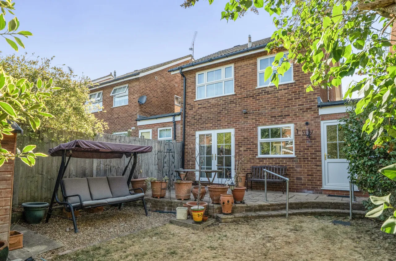 Ashton Road, Wokingham, Berkshire, RG41 1HL, photo 18