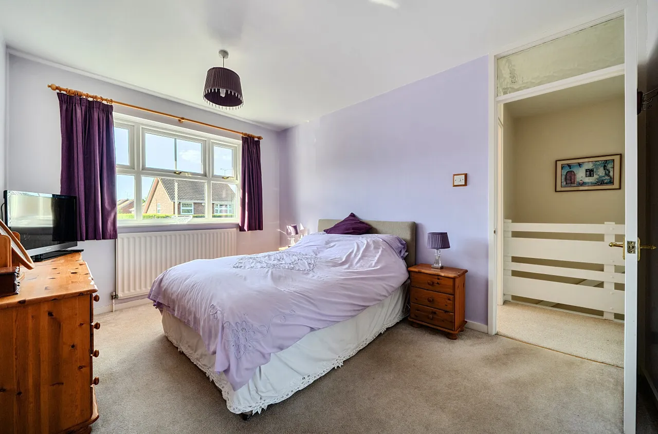 Ashton Road, Wokingham, Berkshire, RG41 1HL, photo 6