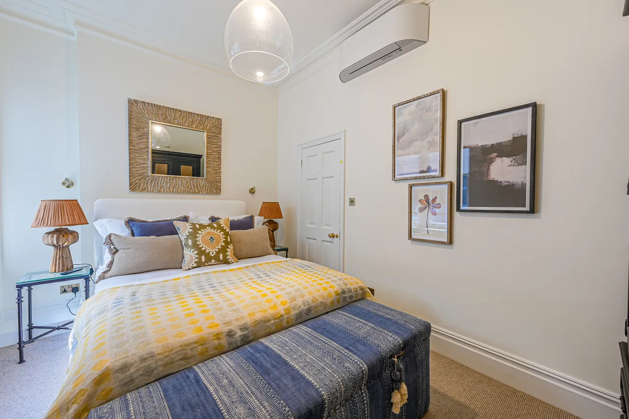 25 Lincoln House, Basil Street, London, photo 8