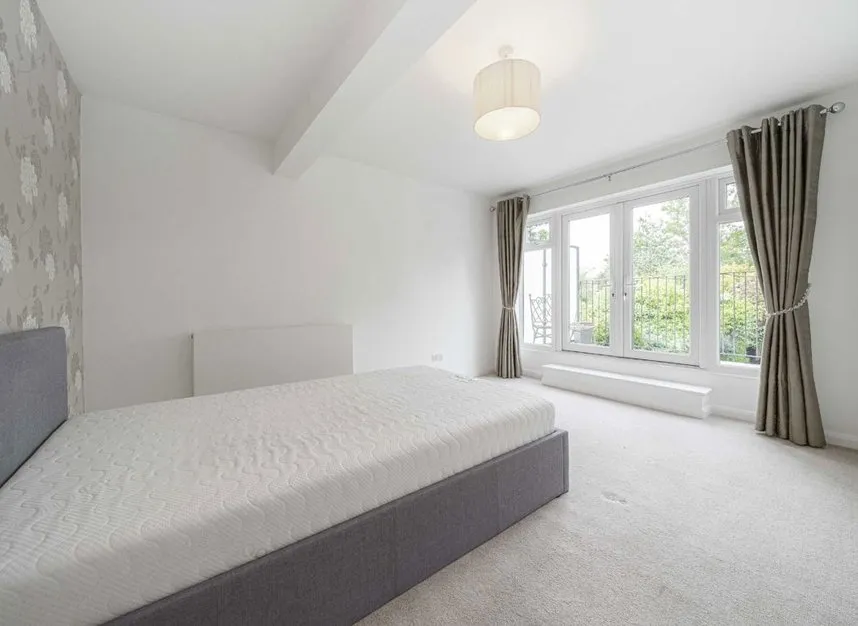 Minsterley Avenue, Shepperton, TW17, photo 4
