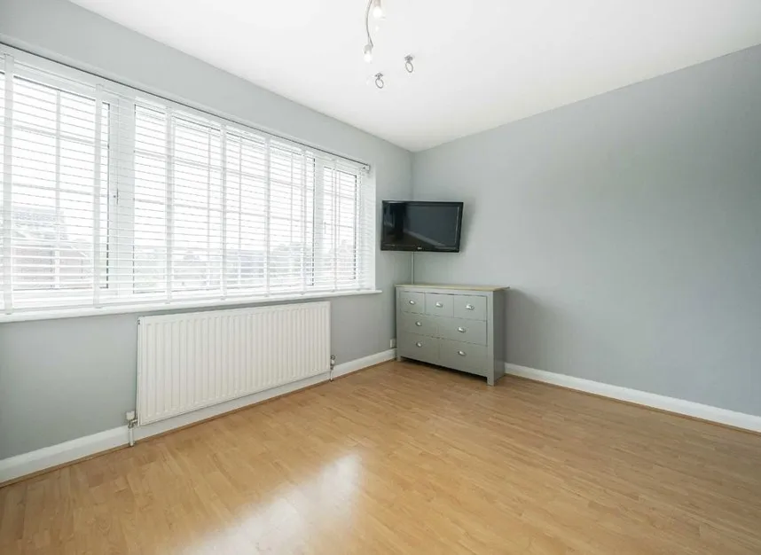 Minsterley Avenue, Shepperton, TW17, photo 5