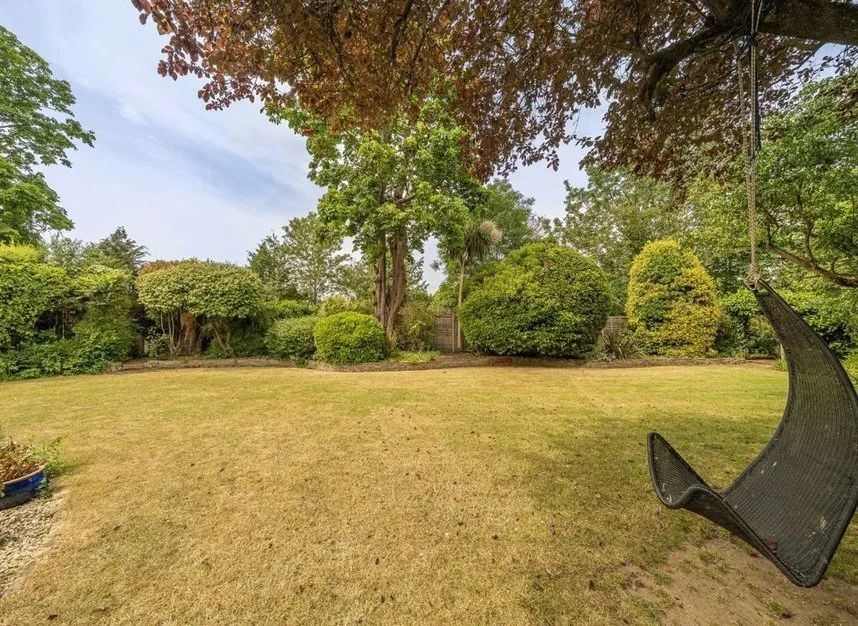 Minsterley Avenue, Shepperton, TW17, photo 7