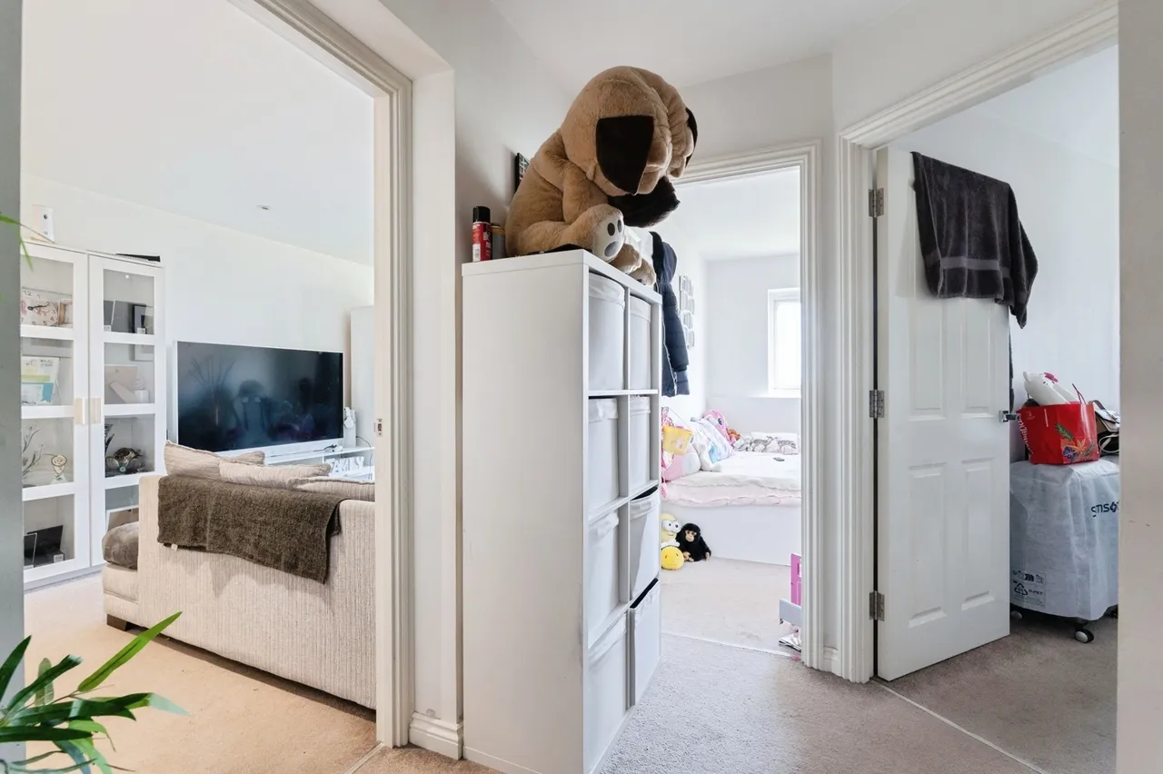 Dock Road, Tilbury, Essex, RM18, photo 6