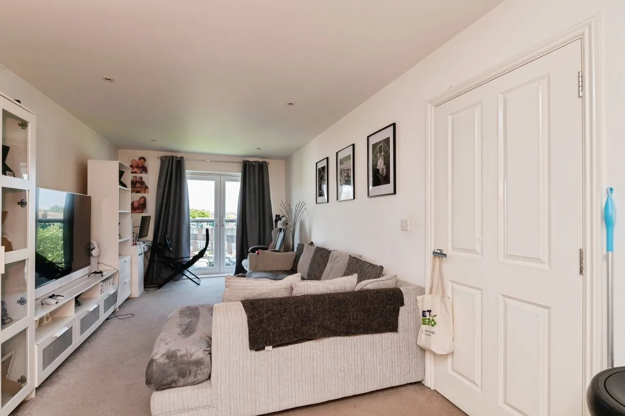 Dock Road, Tilbury, Essex, RM18, photo 8