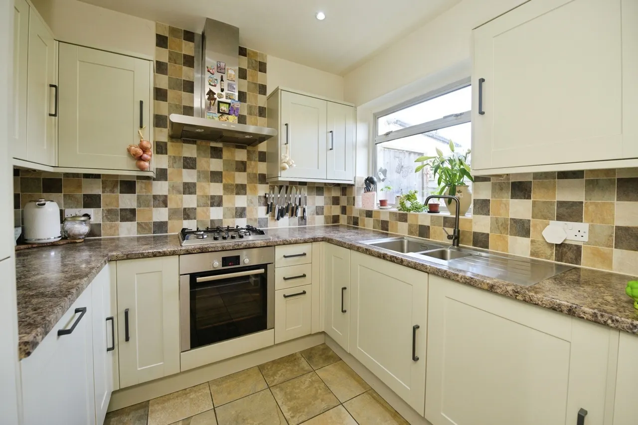Hornchurch Road, HORNCHURCH, Essex, RM11, photo 21