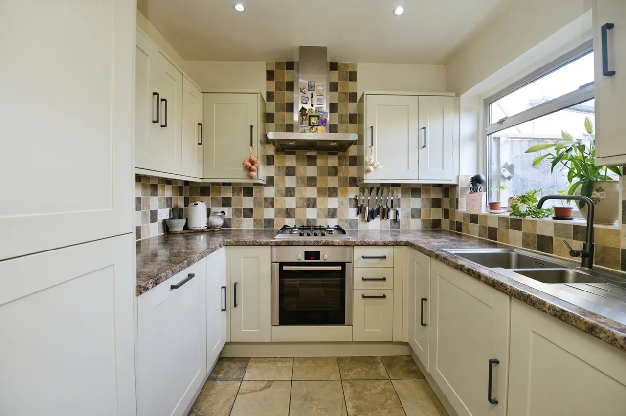 Hornchurch Road, HORNCHURCH, Essex, RM11, photo 4