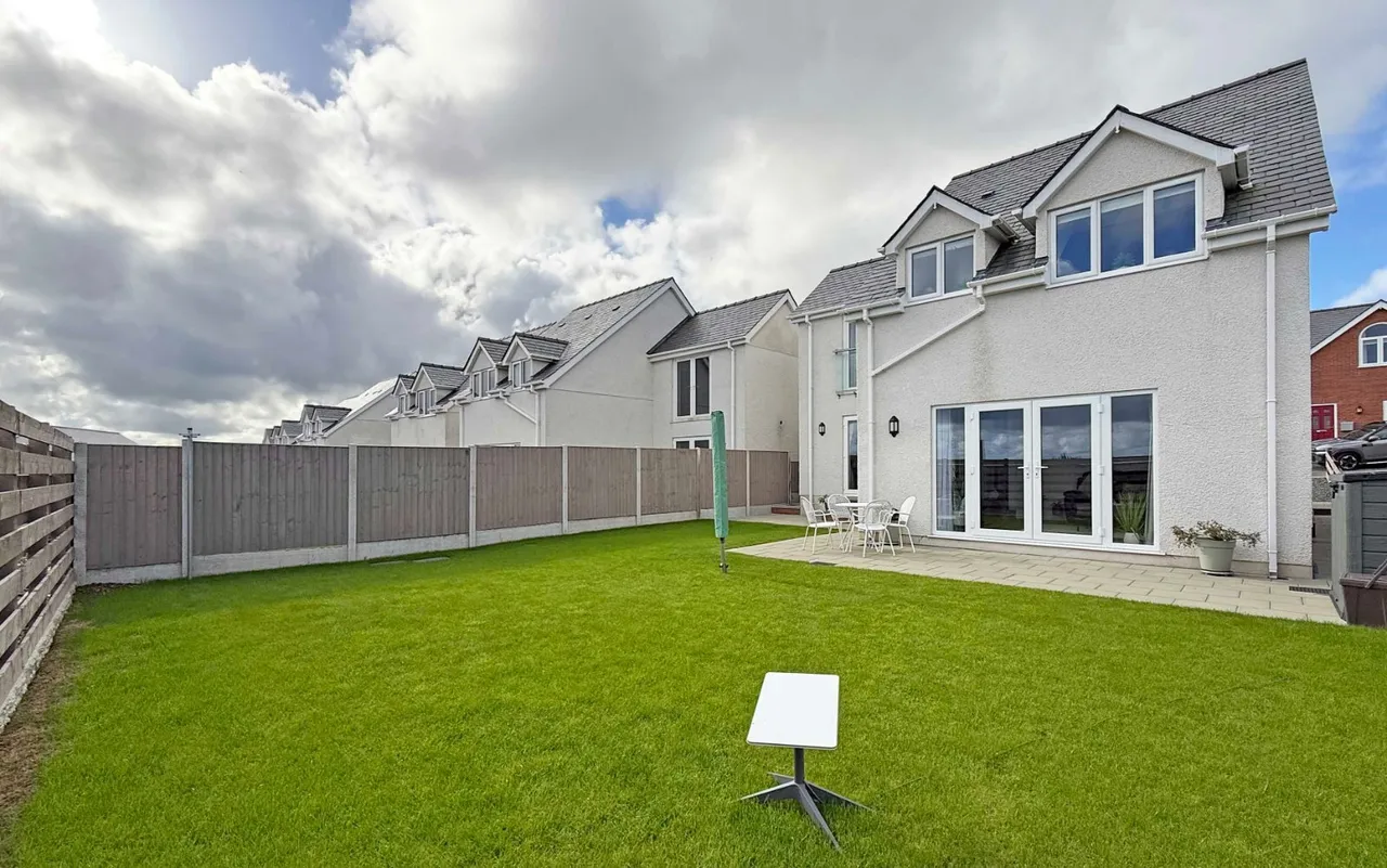 Parys Uchaf, Bull Bay, photo 14