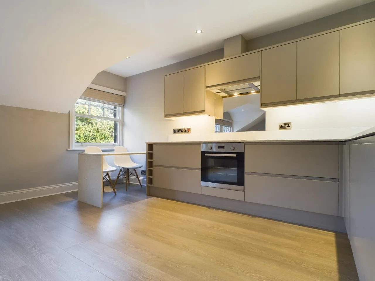 Harlow Moor Drive, Harrogate, HG2, photo 3