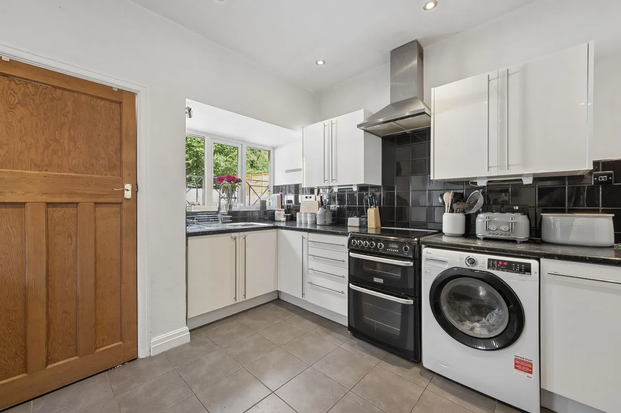 Whaley Bridge, High Peak, photo 9